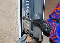 United Garage Door Service Indianapolis, IN 317-566-0182 - installation-side